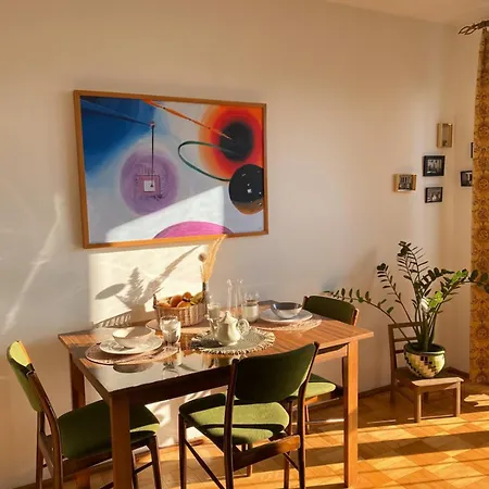 Art & Vintage - 2 Rooms, Close To Center Apartment *