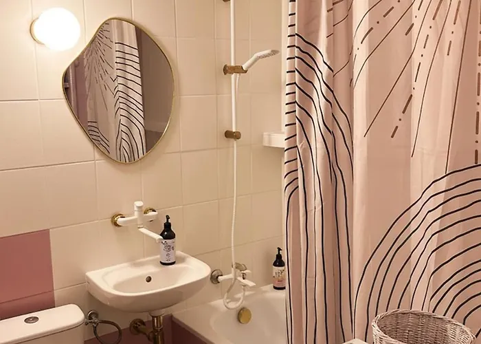 Apartament Art & Vintage - 2 Rooms, Close To Center