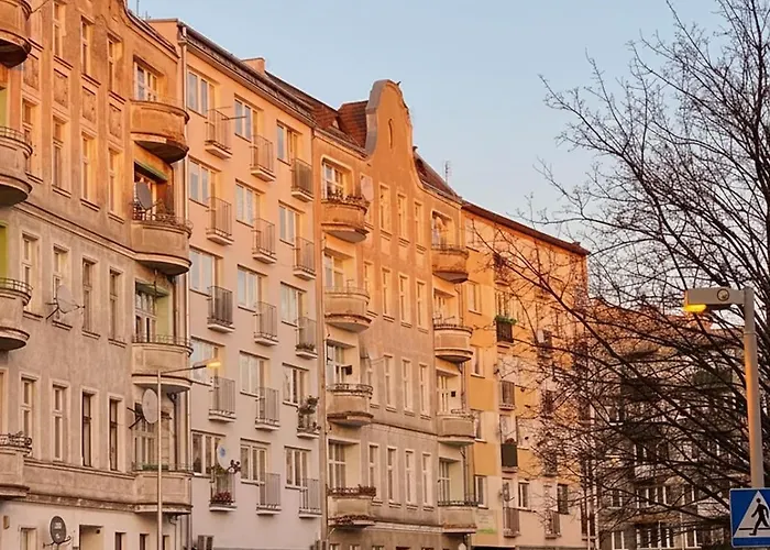 Art & Vintage - 2 Rooms, Close To Center *